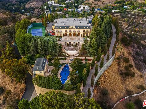 1425 davies dr, beverly hills